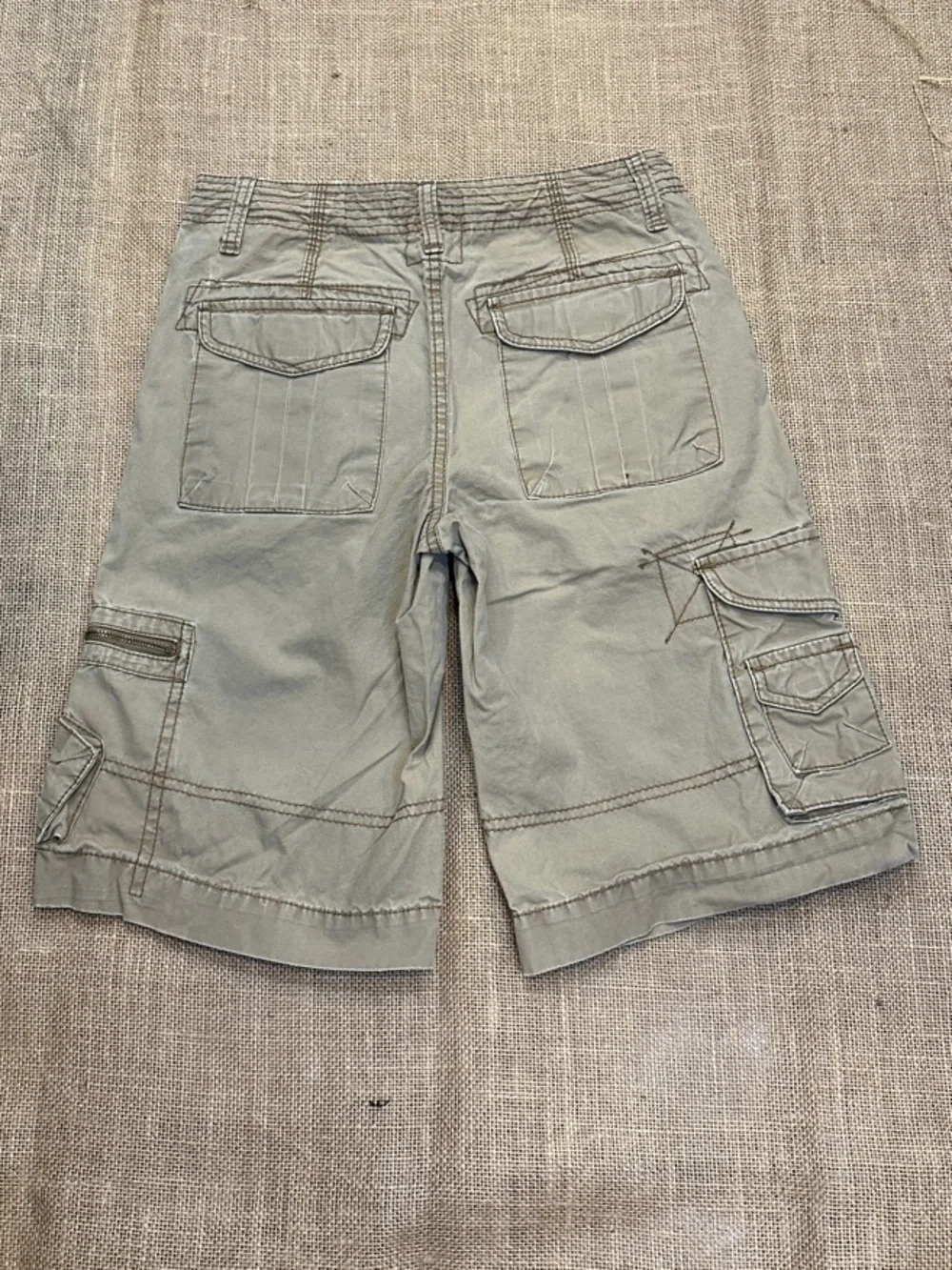 Old Navy Boys Cargo Shorts in khaki
